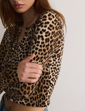 Top Reserved, animal print