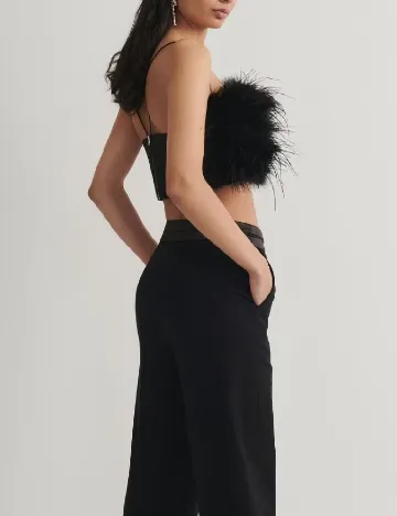 Top Reserved, negru