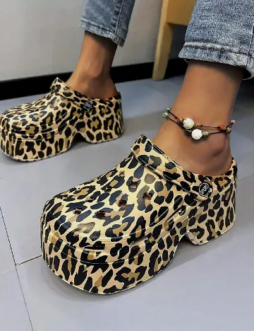 Saboti SHEIN, animal print