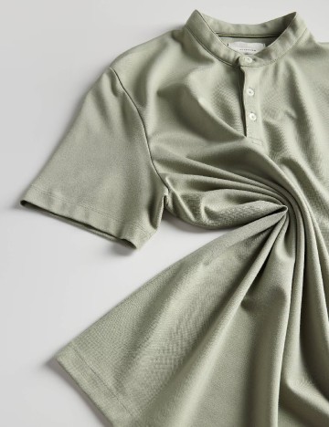 Tricou Reserved, verde