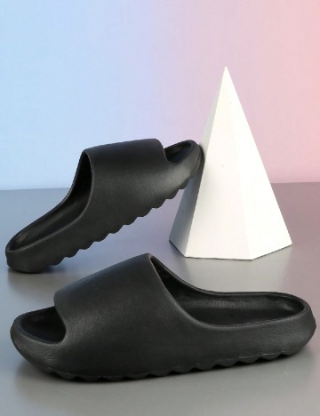 Slapi SHEIN, negru