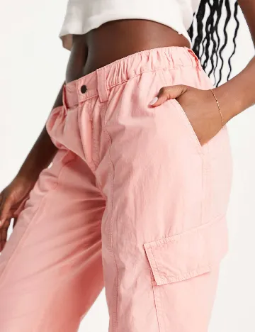 Pantaloni ASOS, roz