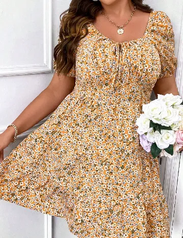 Rochie scurta SHEIN CURVE, floral print