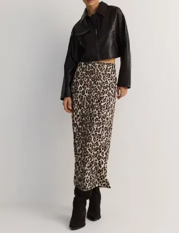 Fusta Reserved, animal print