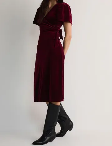 Rochie medie Reserved, visiniu