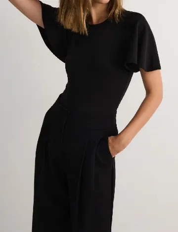 Body Reserved, negru