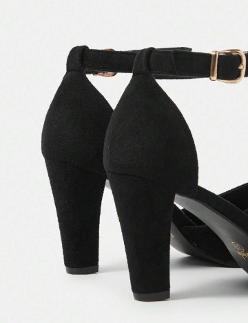 Pantofi SHEIN, negru
