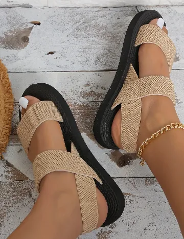 Sandale SHEIN, maro