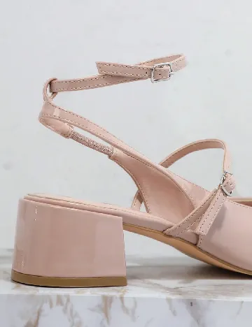 Pantofi SHEIN, roz
