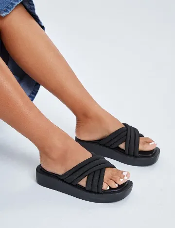 Slapi SHEIN, negru