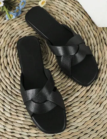 Slapi SHEIN, negru