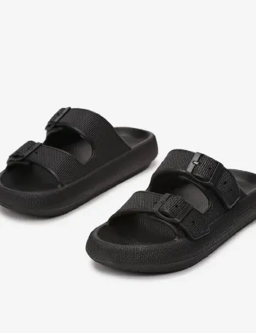 Slapi SHEIN, negru
