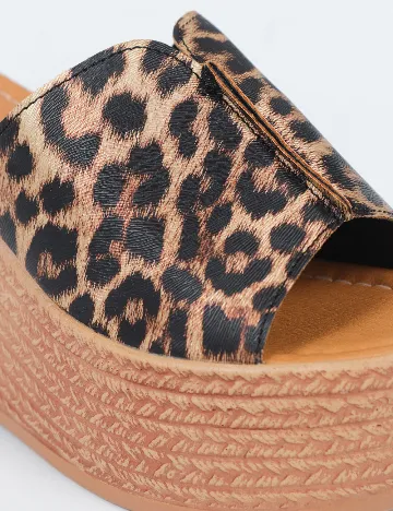 Saboti SHEIN, animal print Animal print