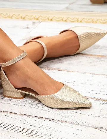 Pantofi SHEIN, auriu