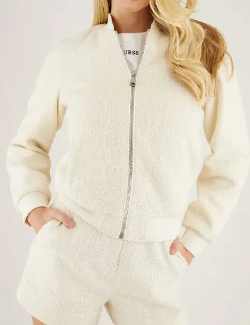 Jacheta Guess, crem Crem