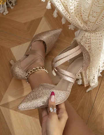 Pantofi SHEIN, crem