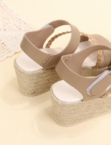 Sandale SHEIN, maro