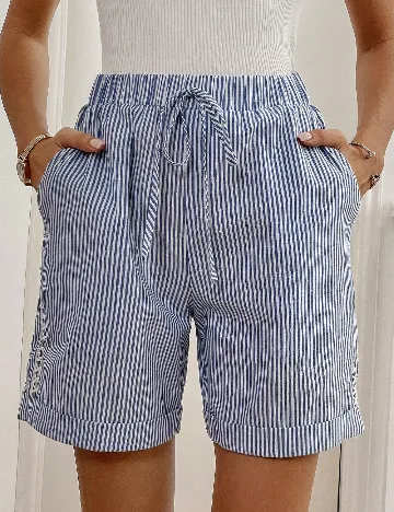 Pantaloni scurti SHEIN, alb/albastru