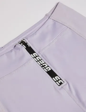 Colanti Guess, mov