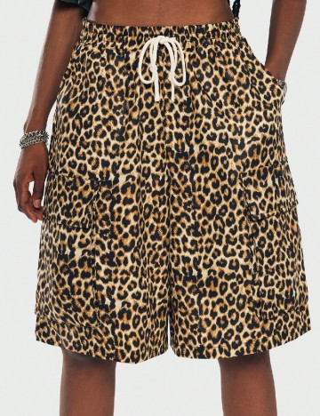 Pantaloni scurti SHEIN, animal print