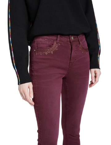 Blugi Desigual, mov