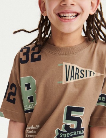 Tricou Reserved, maro