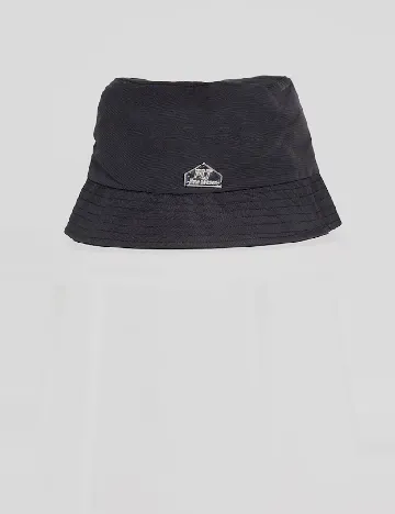 Palarie PRETTYLITTLETHING, negru