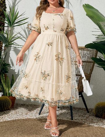 Rochie medie SHEIN CURVE, crem