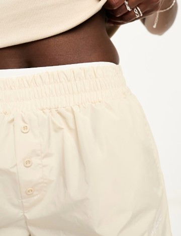 Pantaloni scurti THE COUTURE CLUB, crem