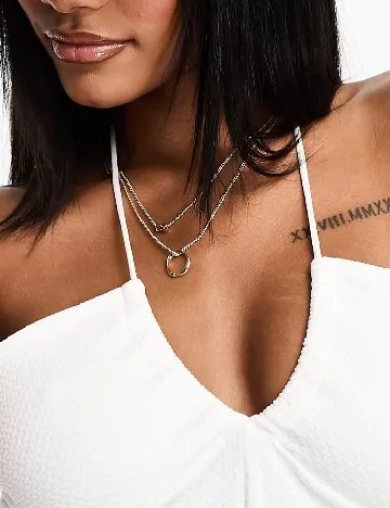 Top ASOS, alb