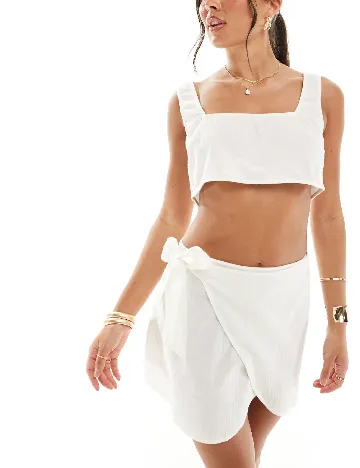 Top ASOS, alb