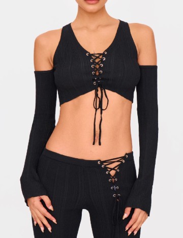 Top PRETTYLITTLETHING, negru