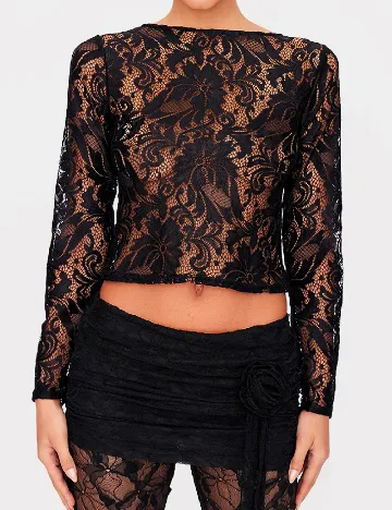 Top PRETTYLITTLETHING, negru