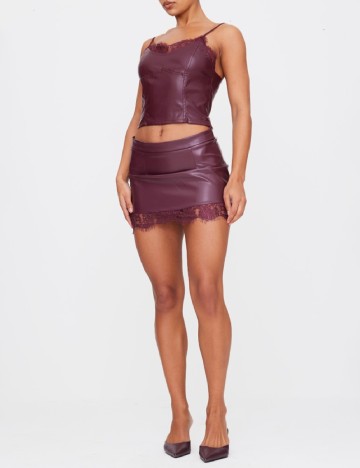 Top PRETTYLITTLETHING, visiniu
