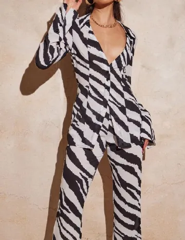 Camasa PRETTYLITTLETHING, alb/negru