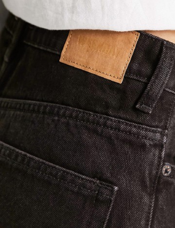 Pantaloni scurti Weekday, negru