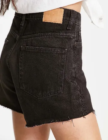 Pantaloni scurti Weekday, negru