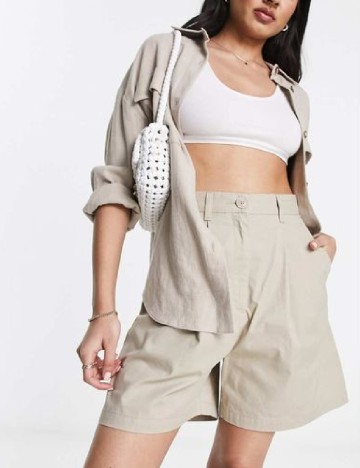 Pantaloni scurti Monki, bej
