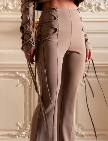 Pantaloni PRETTYLITTLETHING, maro