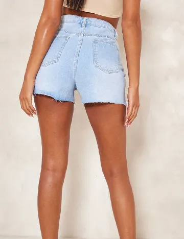 Pantaloni scurti PRETTYLITTLETHING, albastru Albastru
