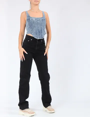 Top PRETTYLITTLETHING, albastru Albastru