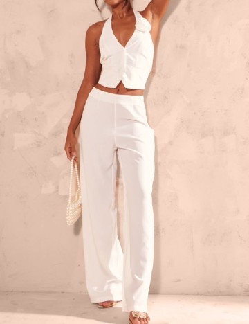 Pantaloni PRETTYLITTLETHING, alb