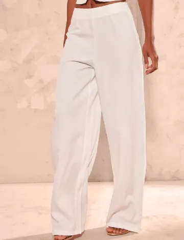 Pantaloni PRETTYLITTLETHING, alb