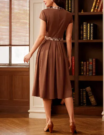 Rochie medie SHEIN, maro