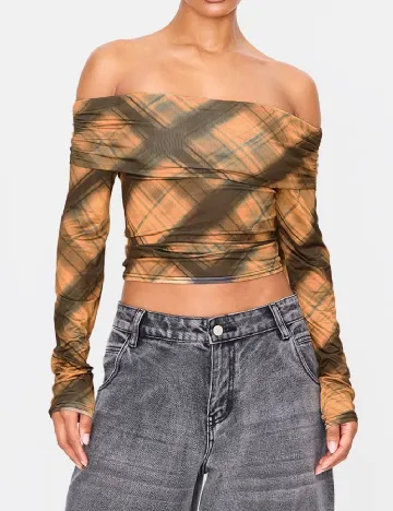 Bluza PRETTYLITTLETHING, mix culori Mix culori