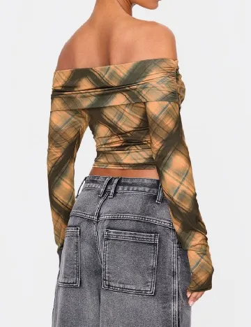 Bluza PRETTYLITTLETHING, mix culori Mix culori