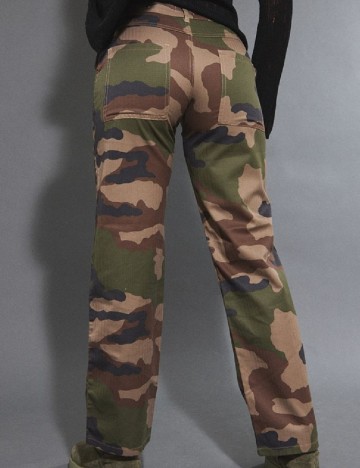 Pantaloni PRETTYLITTLETHING, mix culori