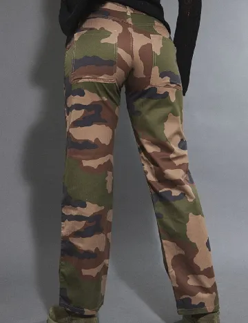 Pantaloni PRETTYLITTLETHING, mix culori Mix culori