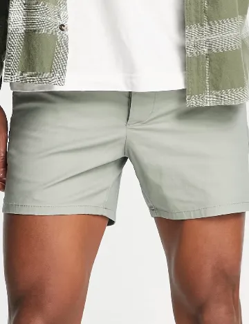 Pantaloni scurti ASOS, verde deschis
