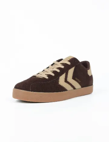 Adidasi Hummel, maro